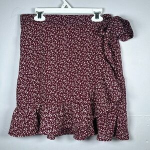 Hollister Tie Wrap Floral Skirt Size Medium